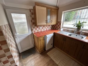 Photo 6- click for photo gallery